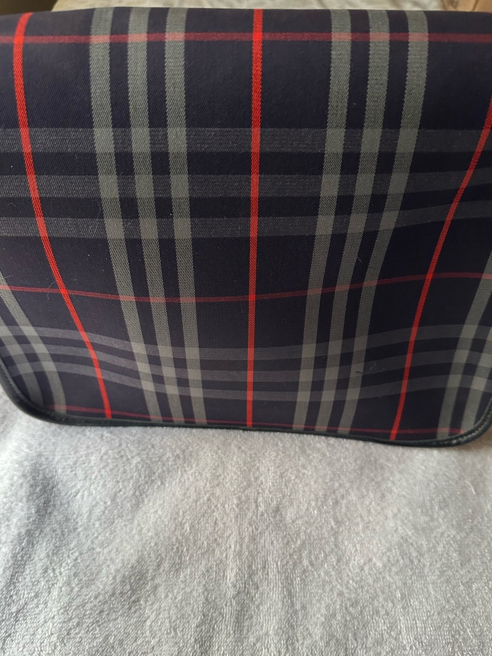 Burberry Nova Check Messenger Crossbody Bag Navy Leather Canvas Laptop Bag - Picture 4 of 13